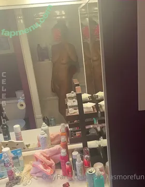 Bella Gallops / bellagallops / bellahavingmorefun nude photo #0295