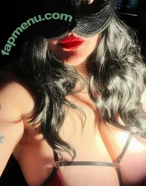 Bella Gold / bellagold88 / bellagold__ / irenapetrovicbbb / nakedpilates nude photo #0047