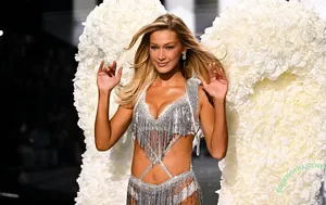 Bella Hadid / bellahadid nude photo #0114