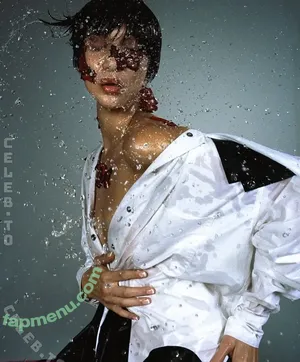 Bella Hadid / OfficialBellaHadid / bellahadid nude photo #0210