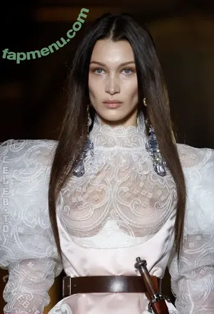 Bella Hadid / OfficialBellaHadid / bellahadid nude photo #0229