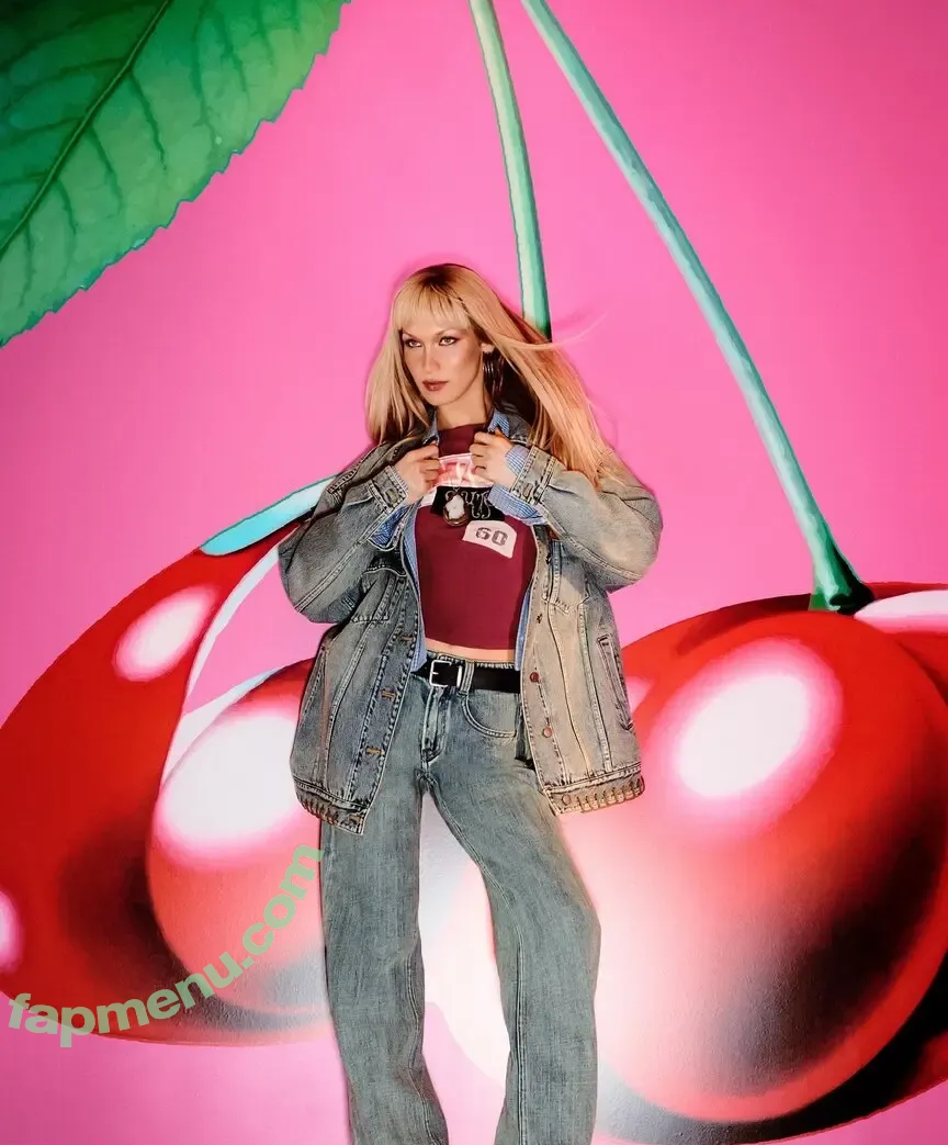 Bella Hadid nude photo #0047 (bellahadid)