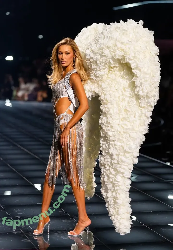 Bella Hadid nude photo #0086 (bellahadid)