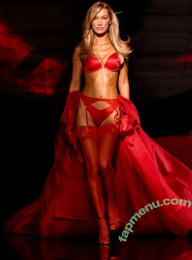 Bella Hadid nude photo #0135 (bellahadid)