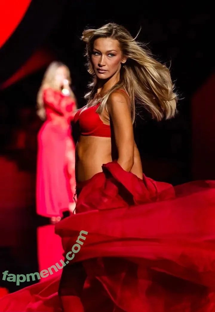 Bella Hadid nude photo #0158 (bellahadid)