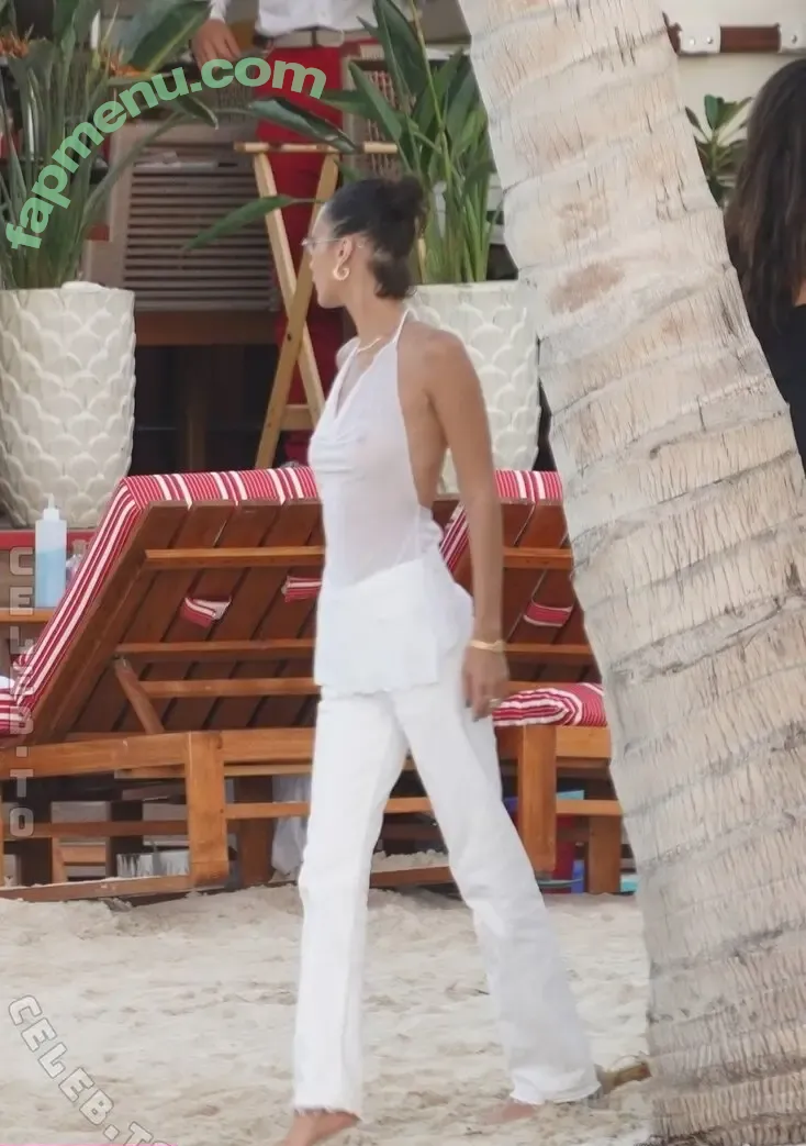 Bella Hadid nude photo #0242 (OfficialBellaHadid / bellahadid)
