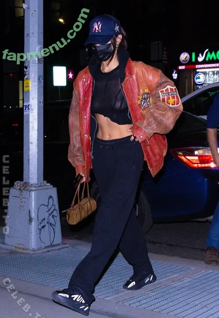 Bella Hadid nude photo #0277 (OfficialBellaHadid / bellahadid)