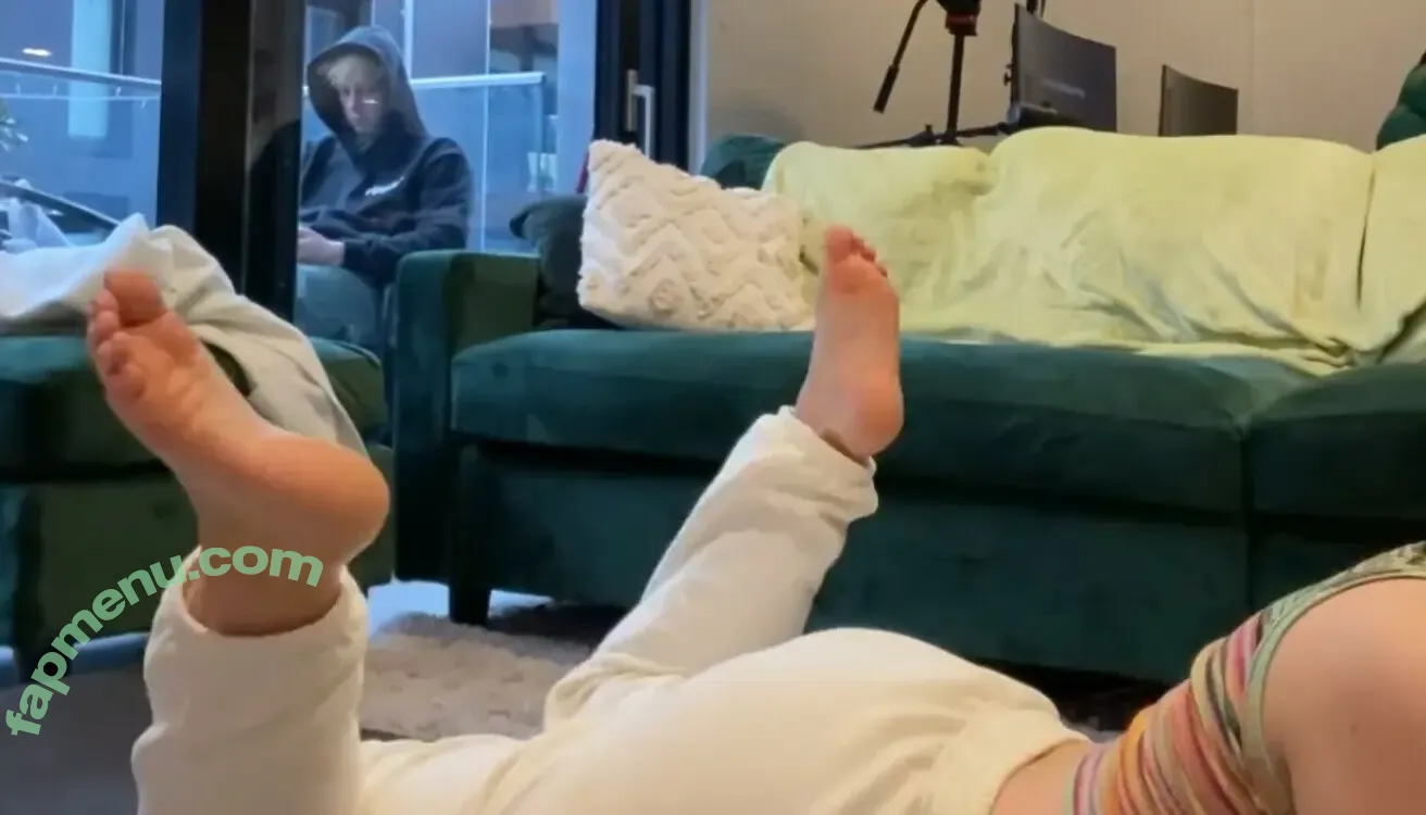 Bella Hill nude photo #0079 (bella.hill / bella_hill)