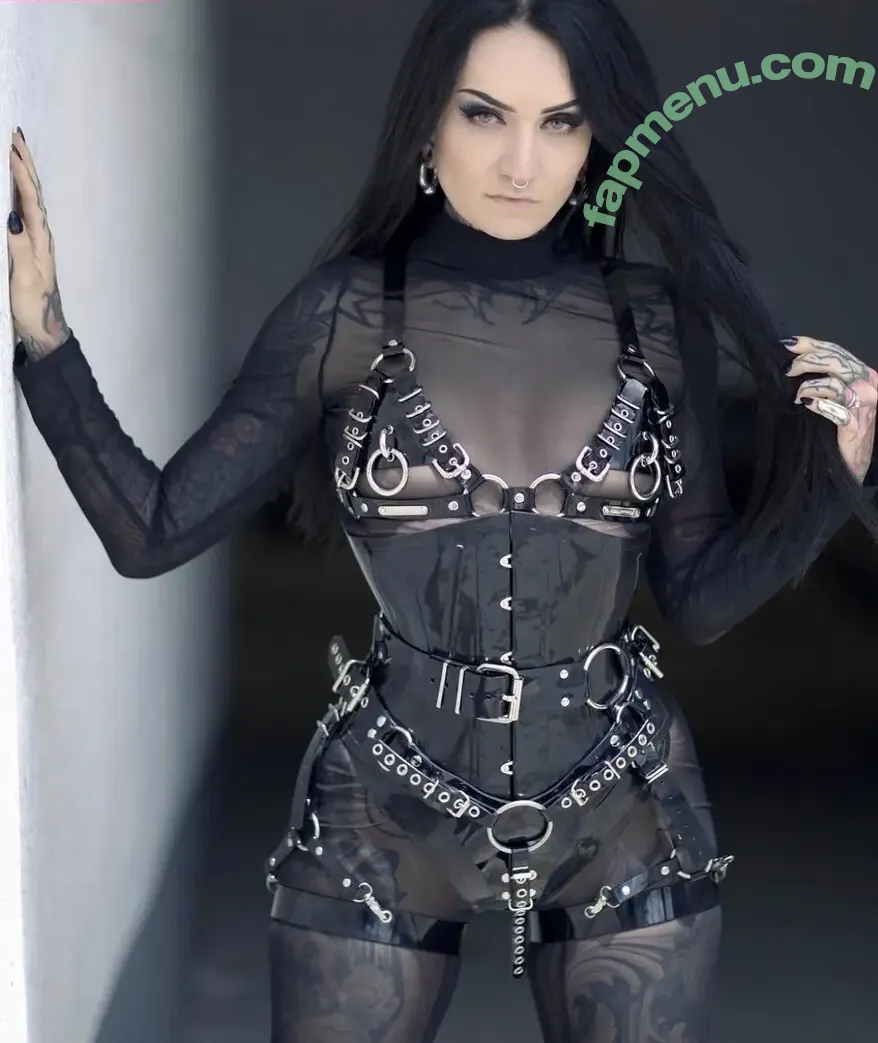 Bella Isadora nude photo #0150 (BellaIsadora1 / bella_isadora_official / bellaisadora)