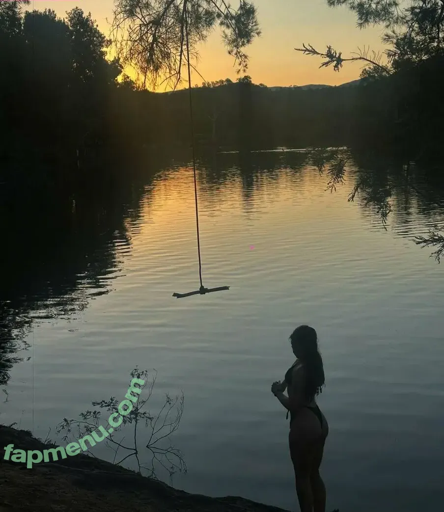 Bella Juric nude photo #0001 (dragon.mp3.x / smokeydragon26)