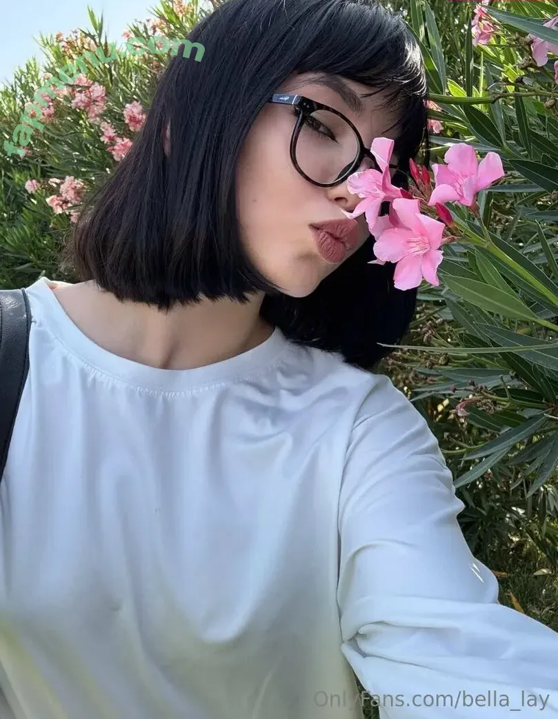 Bella_lay nude photo #0094 (Sweety_bella / bellelay_)