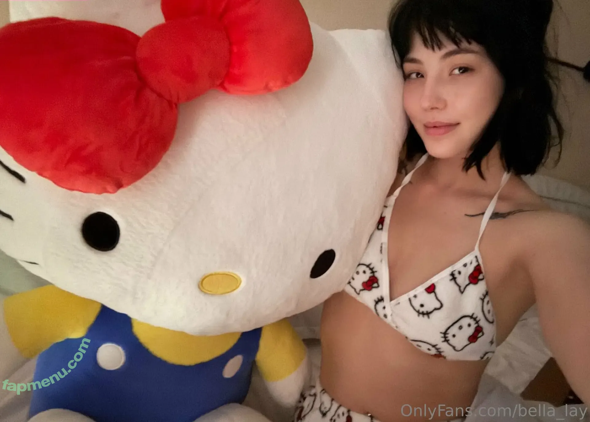 Bella_lay nude photo #0105 (Sweety_bella / bellelay_)