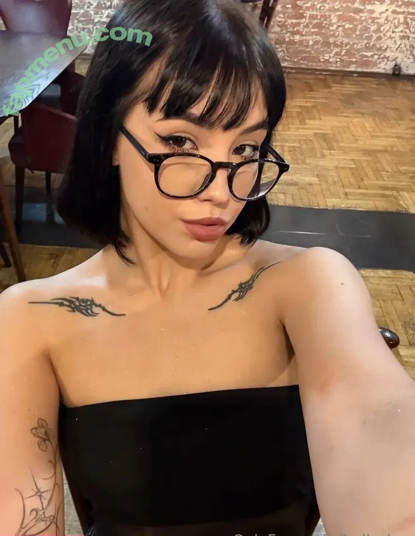 Bella_lay nude photo #0123 (Sweety_bella / bellelay_)