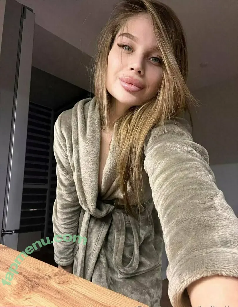 bella_lla nude photo #0001 (bella)