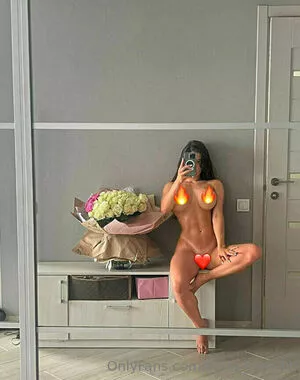 bella_love_fit / bella_potente nude photo #0047