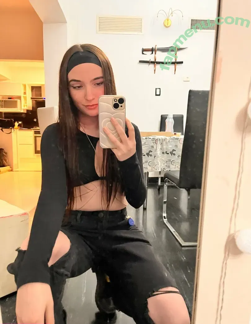 bella.lovee nude photo #0016 (bellalove6)