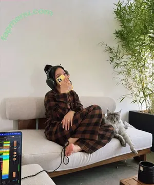 Bella Poarch / bellapoarch / bllapoarch nude photo #0862