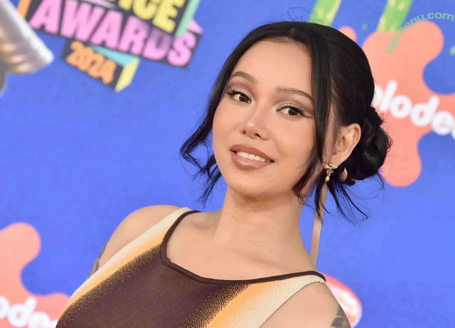 Bella Poarch nude photo #0174 (bellapoarch / bllapoarch)