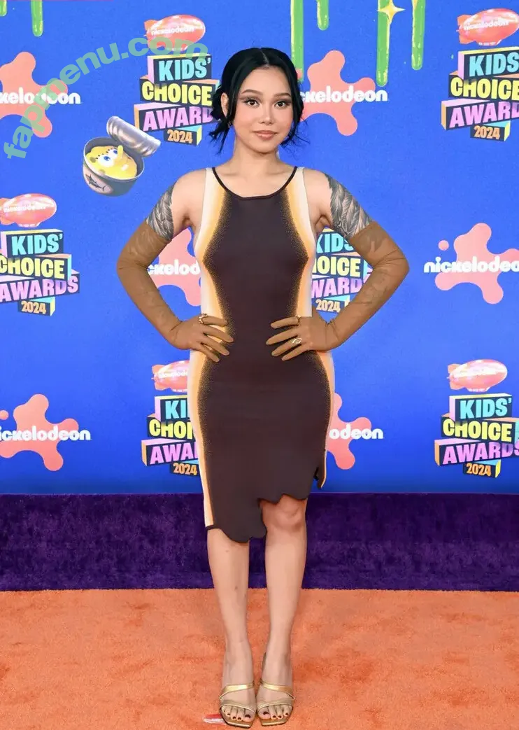 Bella Poarch nude photo #0185 (bellapoarch / bllapoarch)