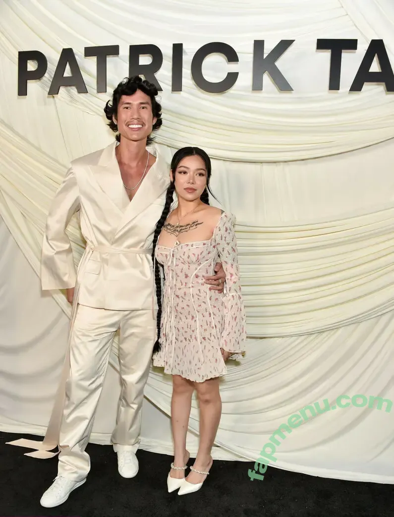 Bella Poarch nude photo #0190 (bellapoarch / bllapoarch)