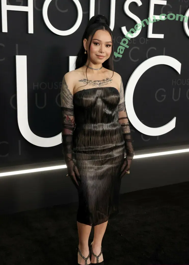 Bella Poarch nude photo #0239 (bellapoarch / bllapoarch)