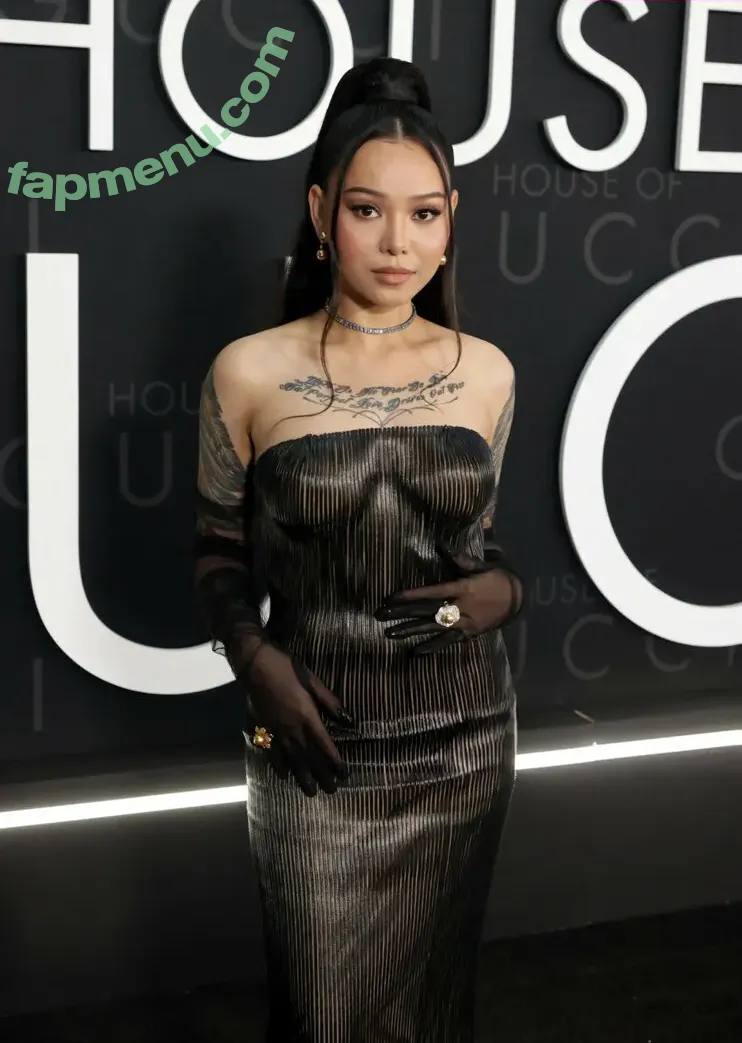 Bella Poarch nude photo #0251 (bellapoarch / bllapoarch)