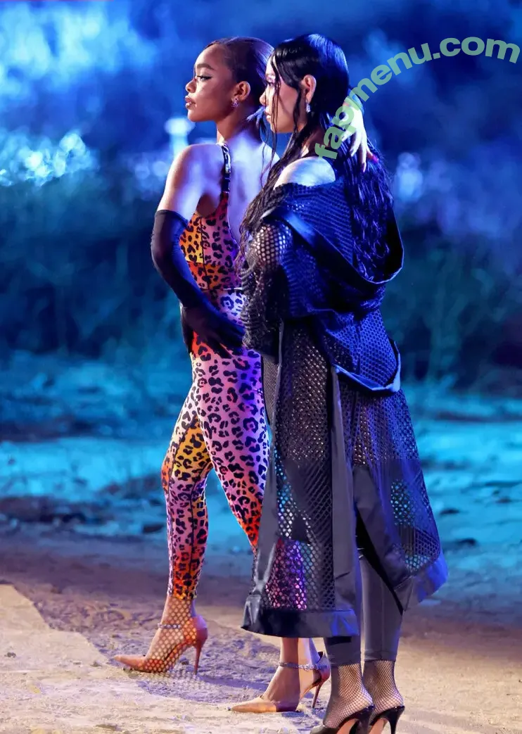 Bella Poarch nude photo #0269 (bellapoarch / bllapoarch)