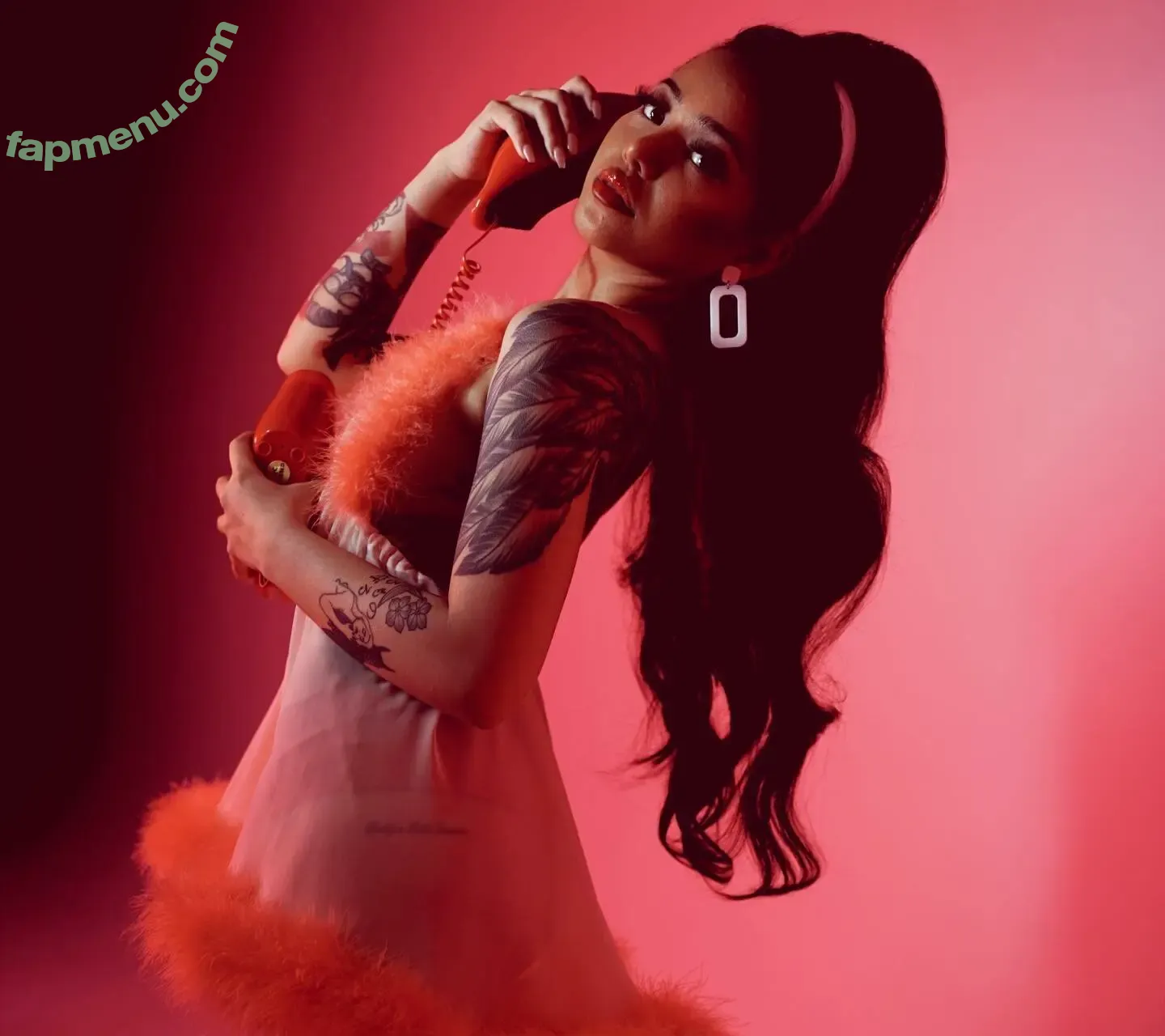 Bella Poarch nude photo #0288 (bellapoarch / bllapoarch)