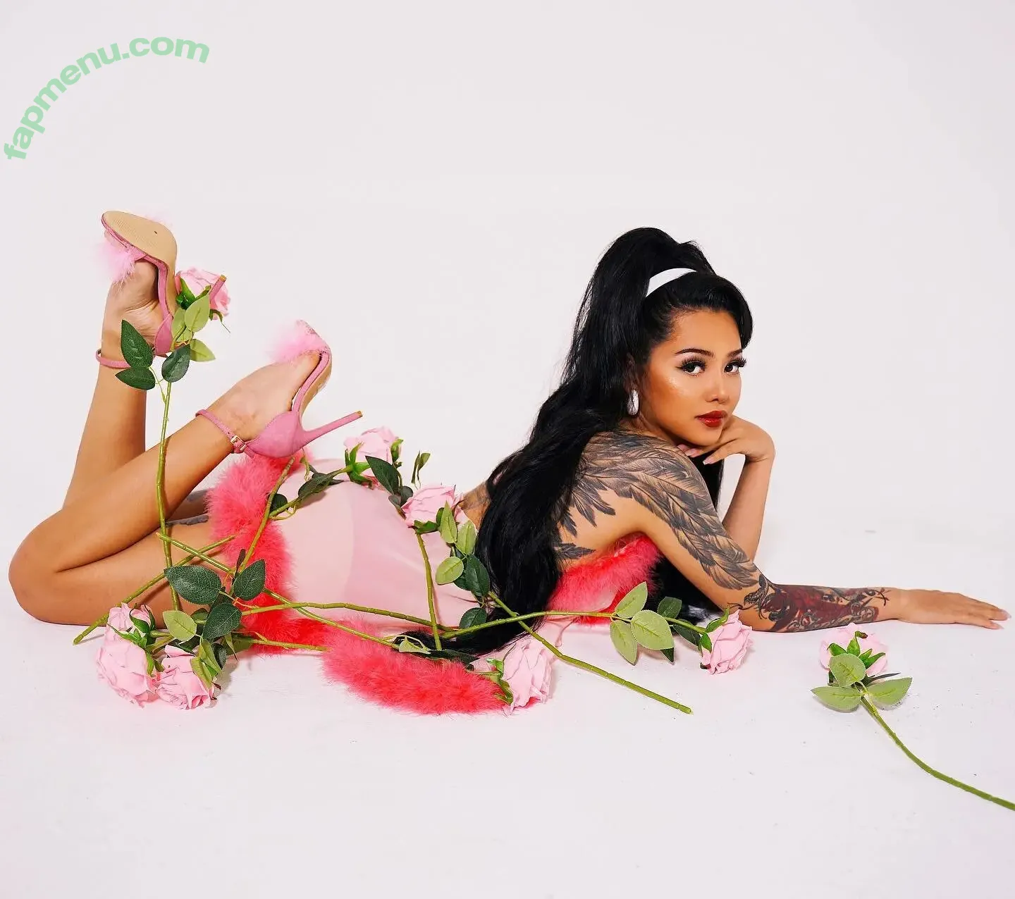 Bella Poarch nude photo #0290 (bellapoarch / bllapoarch)