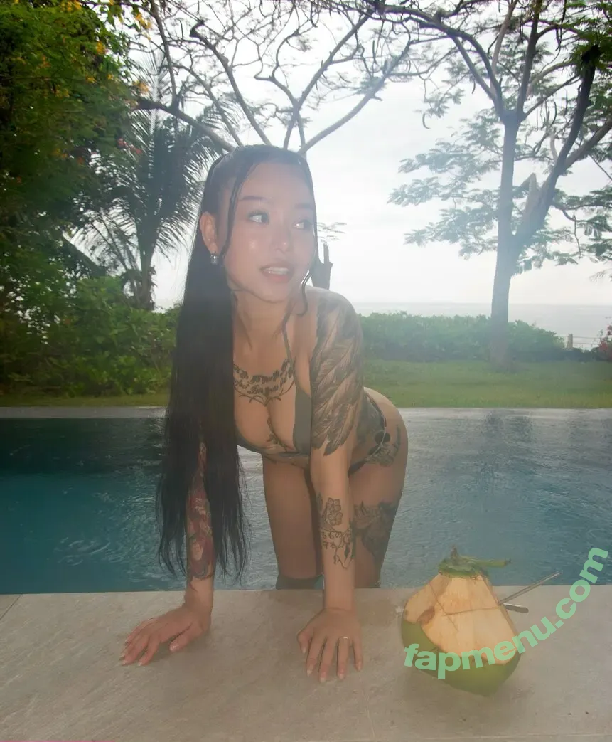 Bella Poarch nude photo #0773 (bellapoarch / bllapoarch)