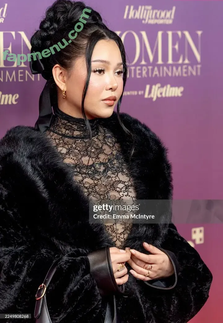 Bella Poarch nude photo #0878 (bellapoarch)