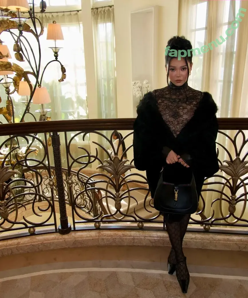 Bella Poarch nude photo #0891 (bellapoarch)