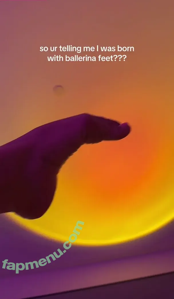 Bella Poarch nude photo #0923 (bellapoarch / bllapoarch)