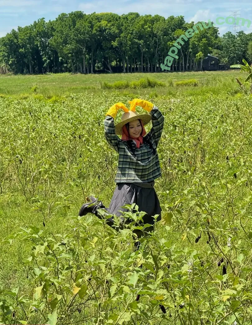 Bella Poarch nude photo #0946 (bellapoarch / bllapoarch)