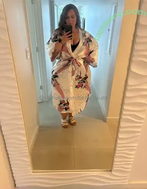  nude photo #0005