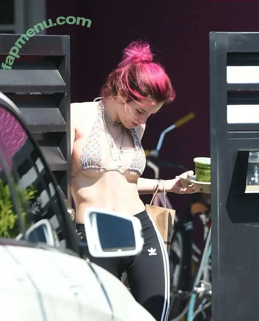 Bella Thorne nude photo #4407 (bellathorne)