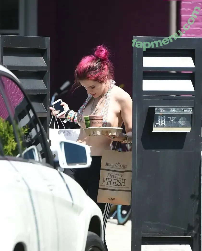 Bella Thorne nude photo #4408 (bellathorne)