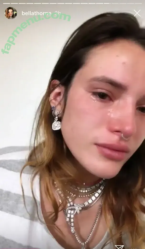 Bella Thorne nude photo #4572 (bellathorne)