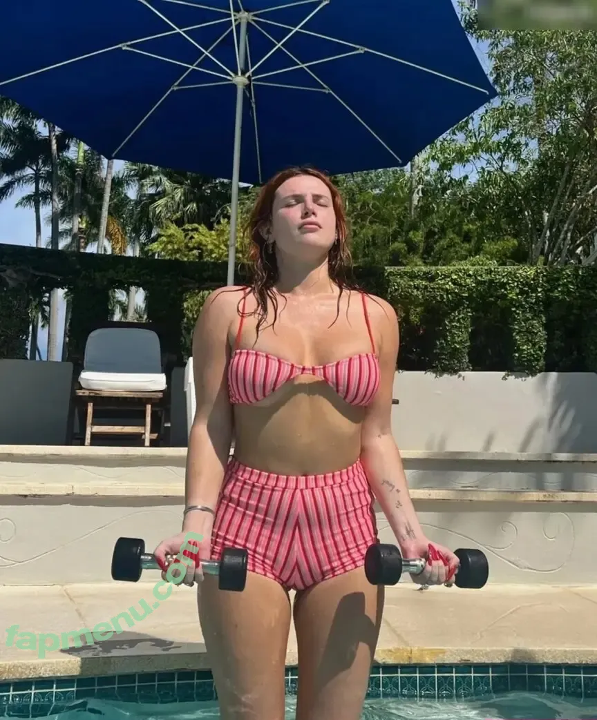 Bella Thorne nude photo #0014 (bellathorne / bellathorneoff)