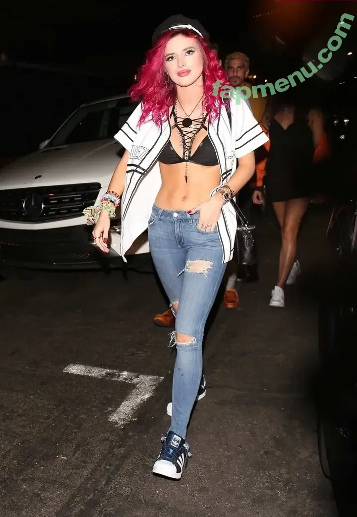 Bella Thorne nude photo #0024 (Bella Thorne)
