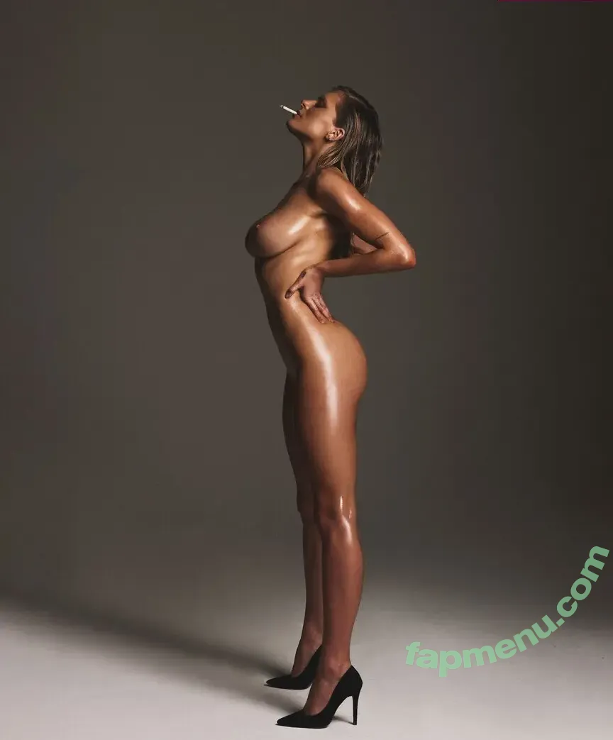 Bella White nude photo #0869 (bbellaawhite)