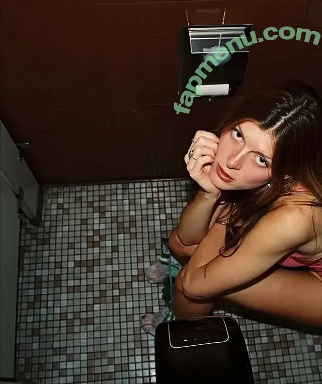 Bella White nude photo #0874 (bbellaawhite)