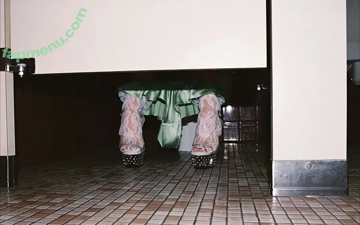 Bella White nude photo #0884 (bbellaawhite)