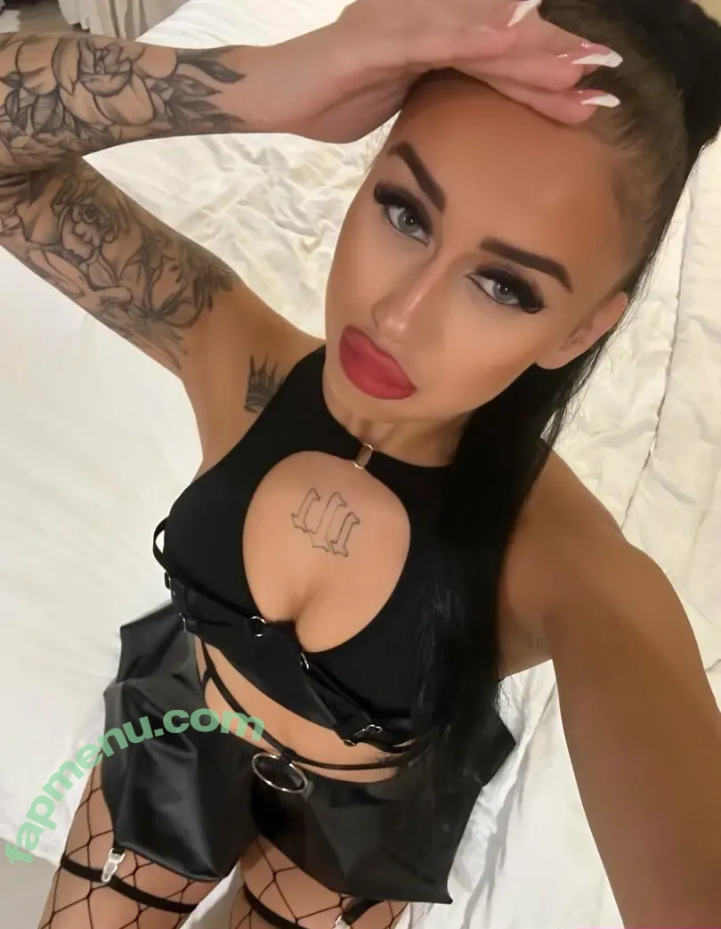 bellaauroraaaa nude photo #0004 (bellaaauroraaa)