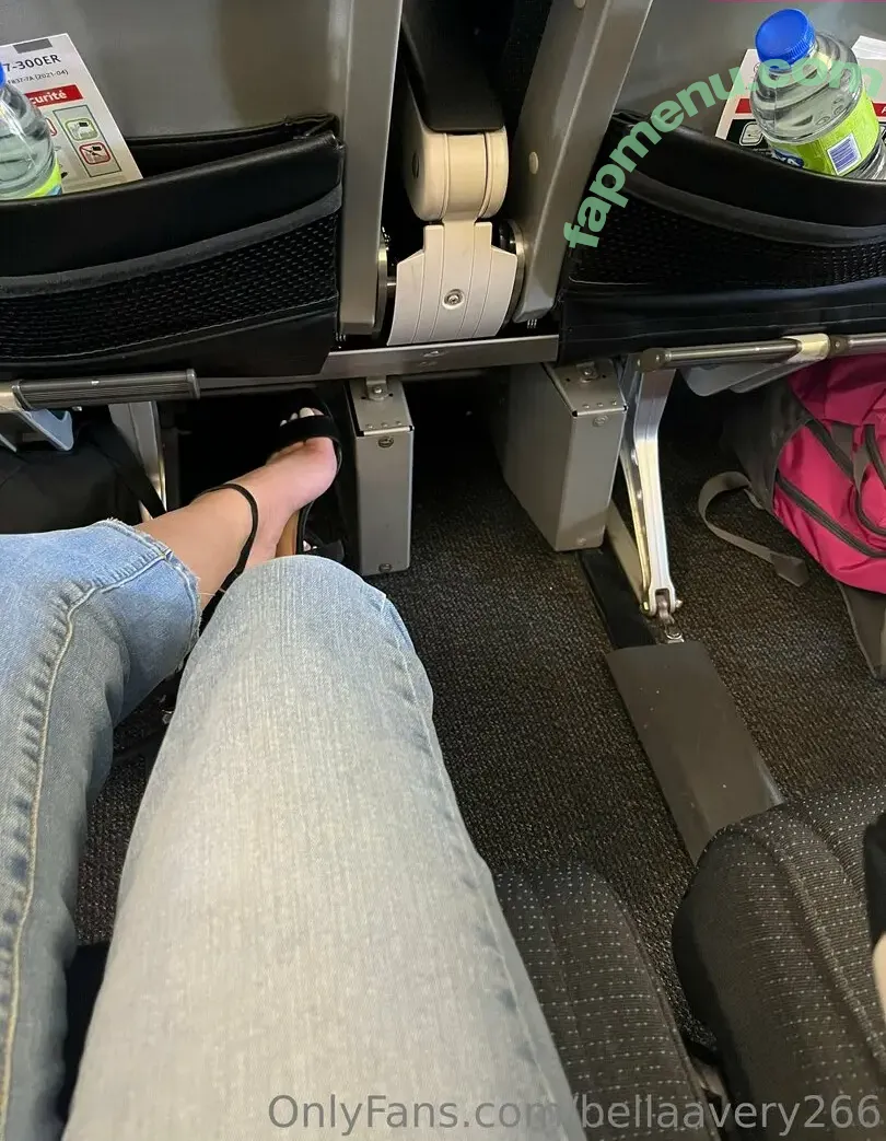 bellaavery266 nude photo #0004 (bellaavery266)