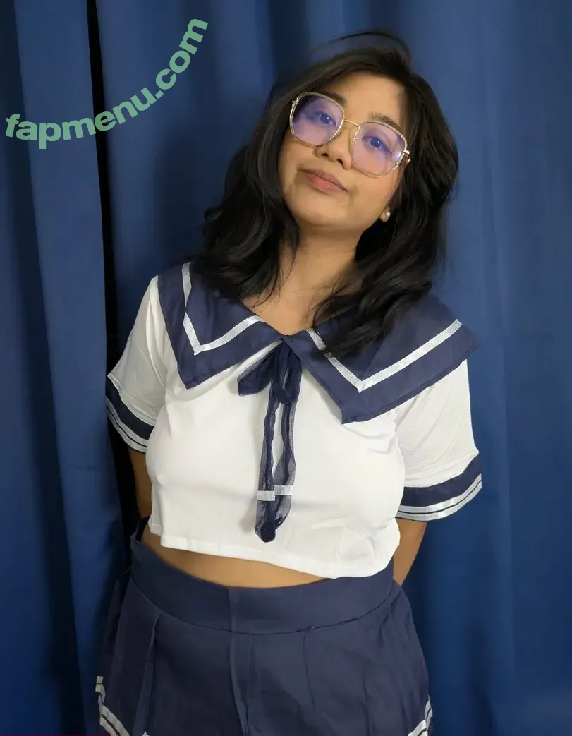 bellaawaifu nude photo #0077 (bellaxskyyeee)