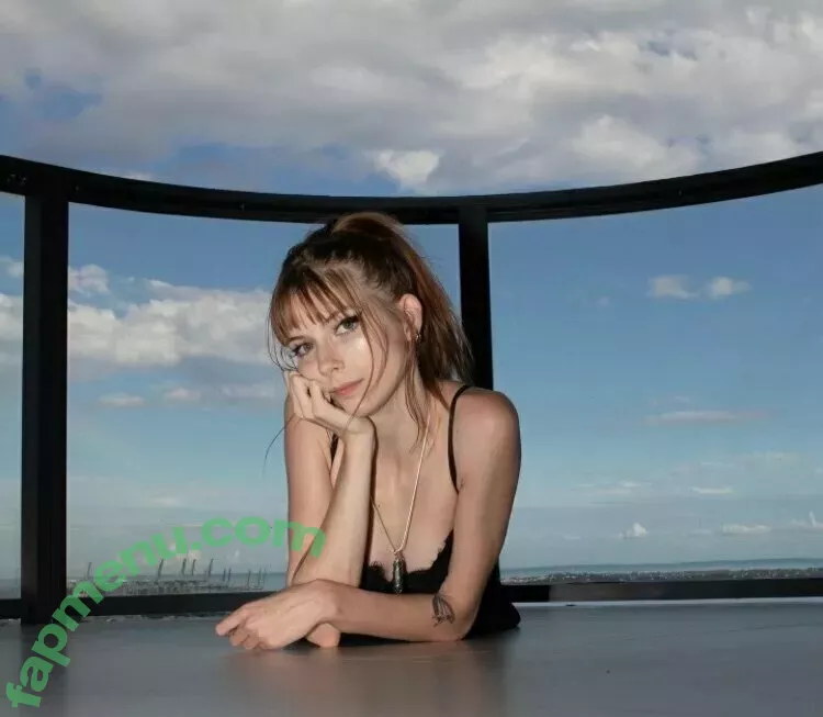 bellabendss nude photo #0011 (bellabendss)