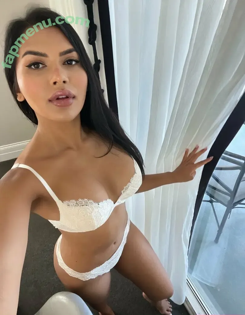 bellabendss nude photo #0082 (bellabendss)