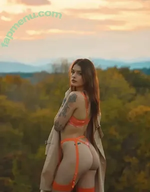  nude photo #0002