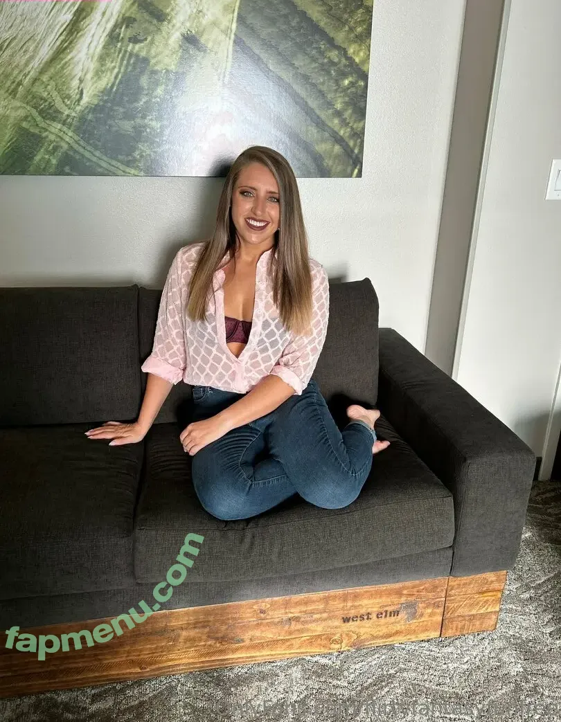 bellabrooksnextdoor nude photo #0021 (bellabrooksnextdoor)